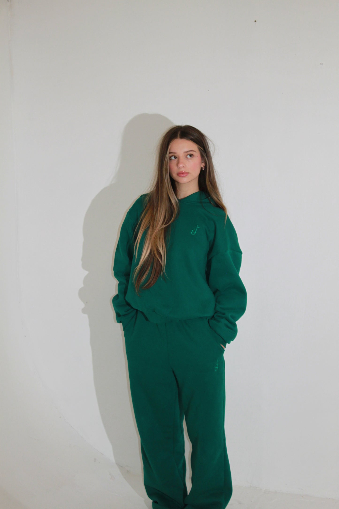 GREEN TEACH PEACE SET