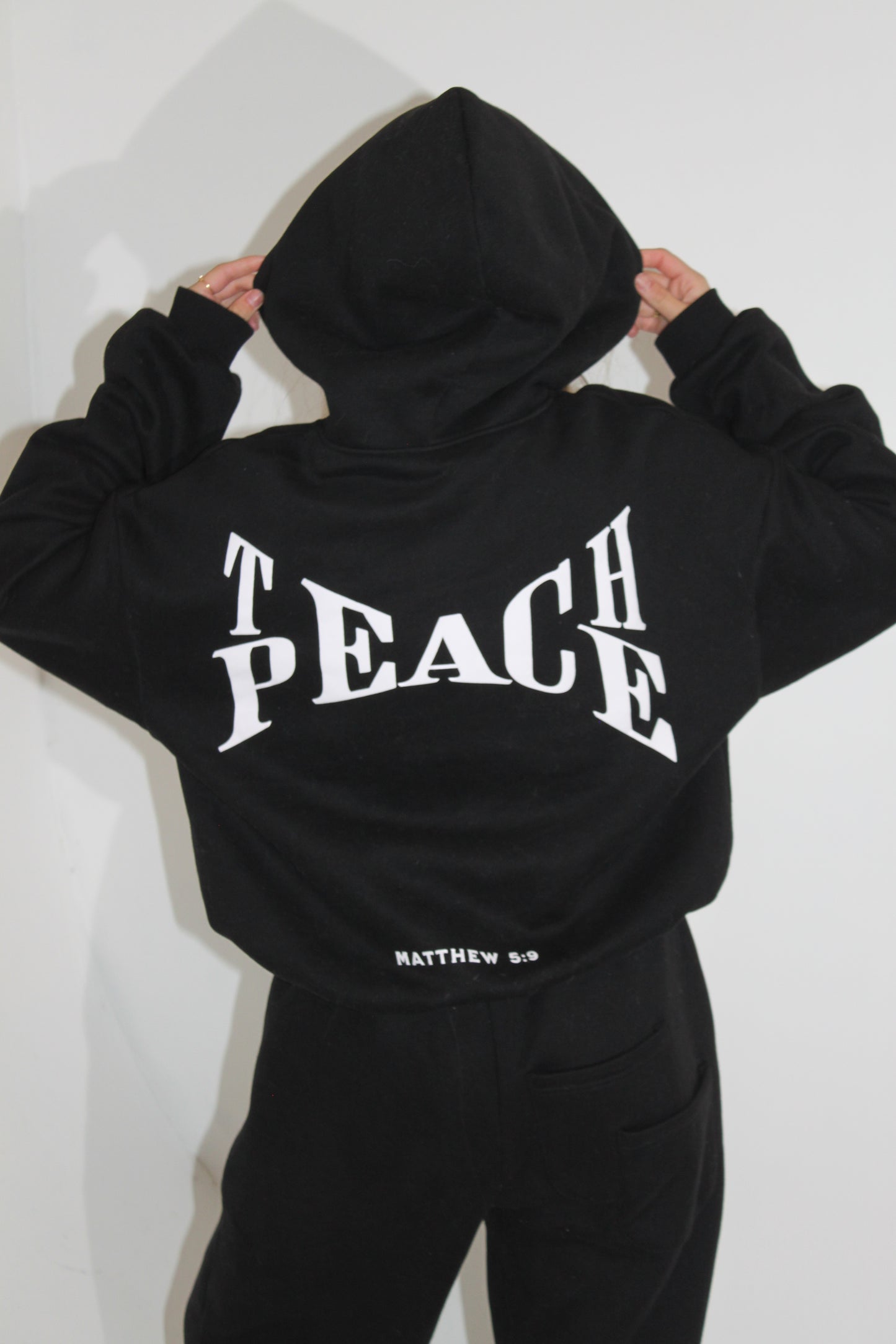 BLACK TEACH PEACE SET