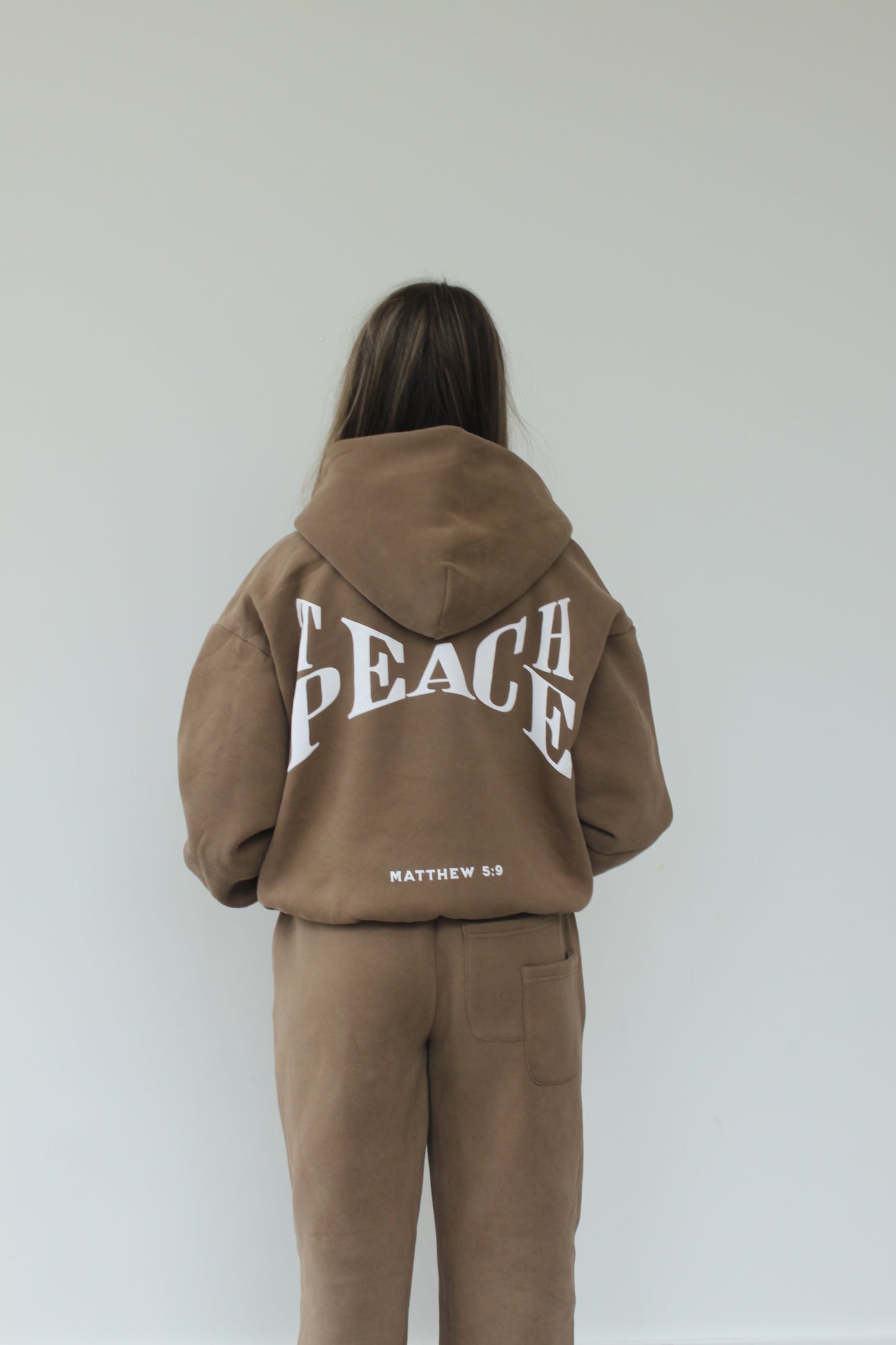 BROWN TEACH PEACE SET